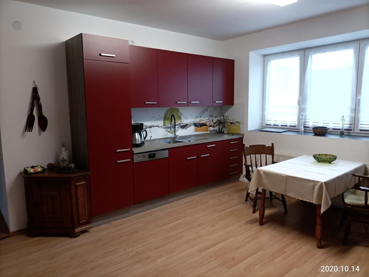 Apartment O3 - Gehobene 6-Zimmer Wohnung 175Qm Fuer 1-7 Personen 2X Dz 3X Ez Grafenwohr Exterior photo