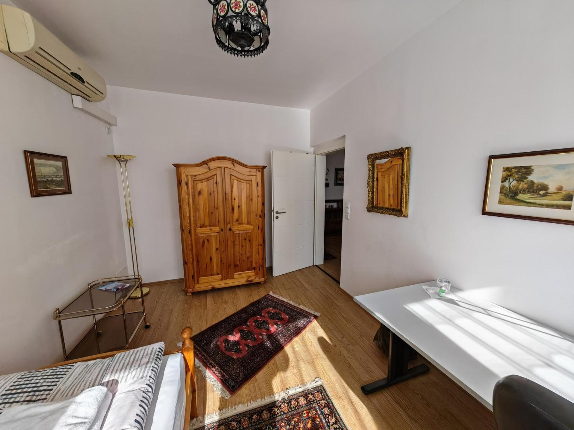 Apartment O3 - Gehobene 6-Zimmer Wohnung 175Qm Fuer 1-7 Personen 2X Dz 3X Ez Grafenwohr Exterior photo